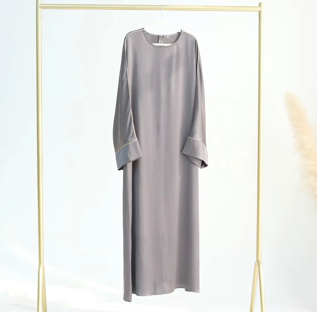 LAYINA Abaya