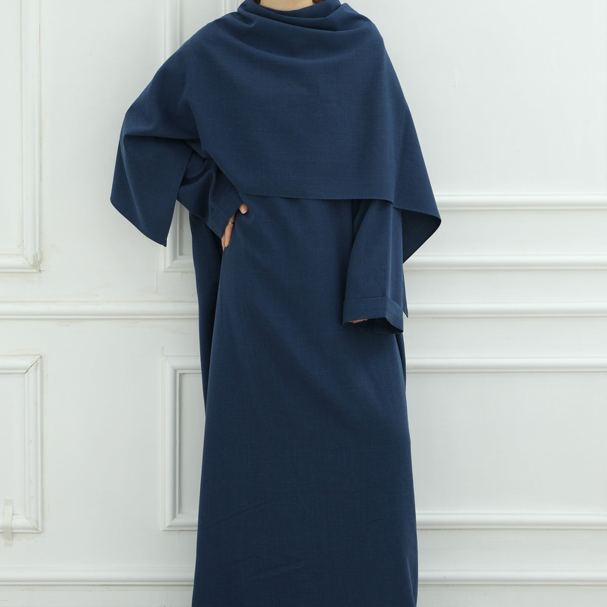 NUUR abaya