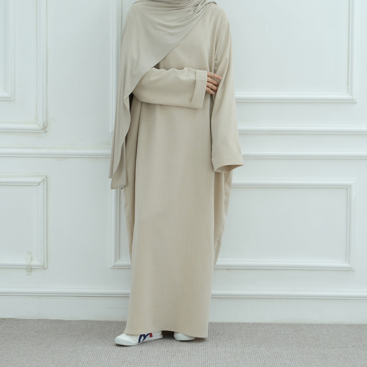 NUUR abaya
